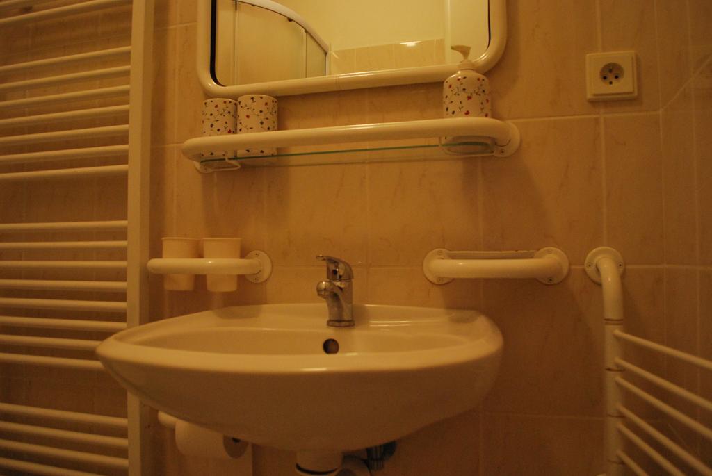 M+M Apartman Гаррахов Экстерьер фото