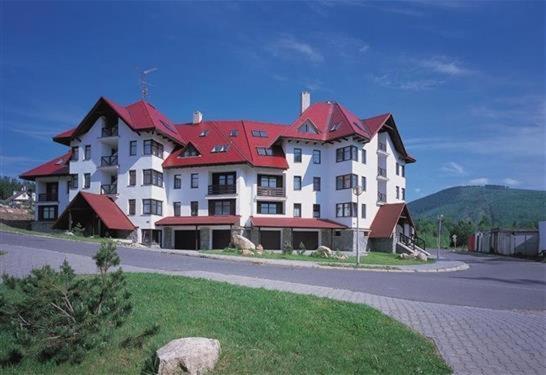 M+M Apartman Гаррахов Экстерьер фото